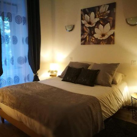 Hotel Le Grillon Pontorson Esterno foto