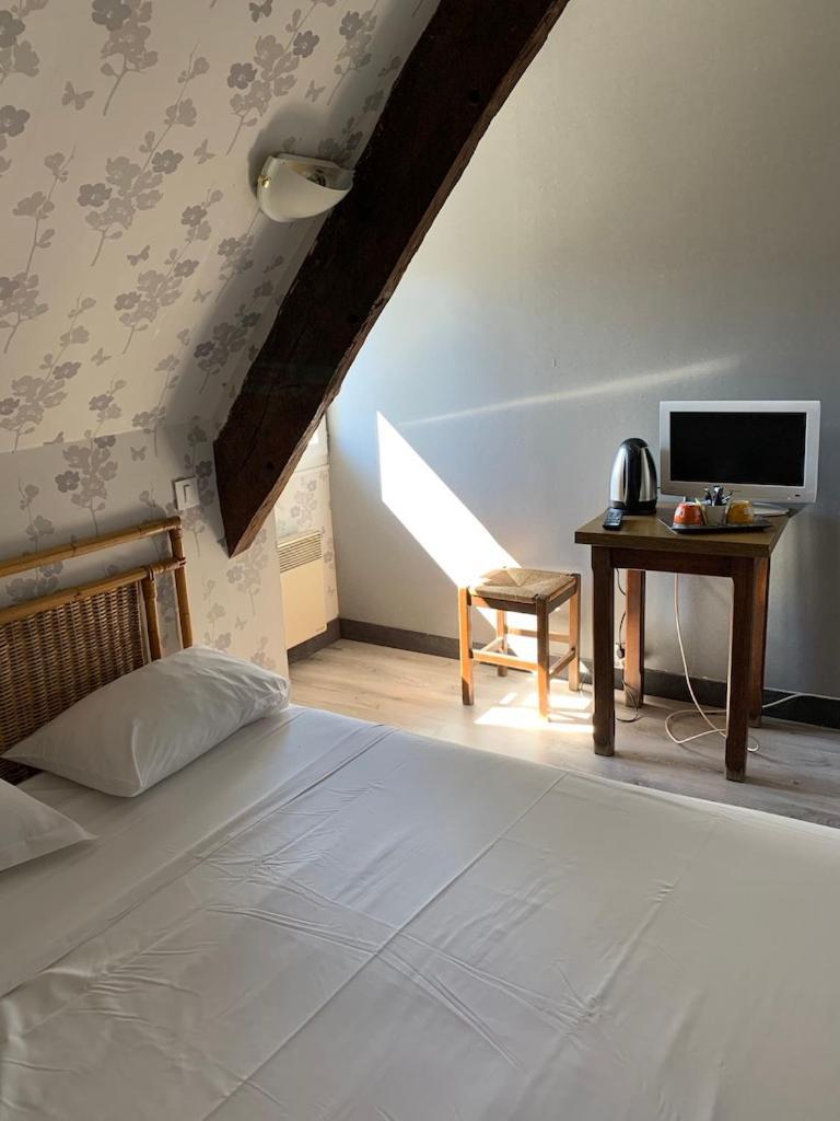 Hotel Le Grillon Pontorson Esterno foto